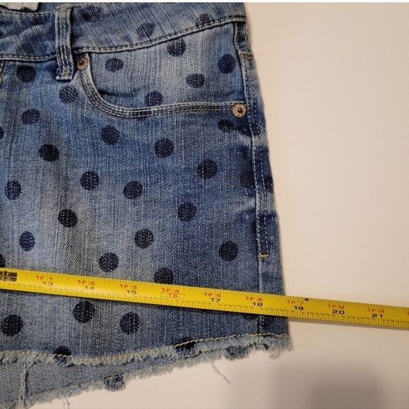 Levi's shortly short size 7 blue polka dot denim - Picture 15 of 15